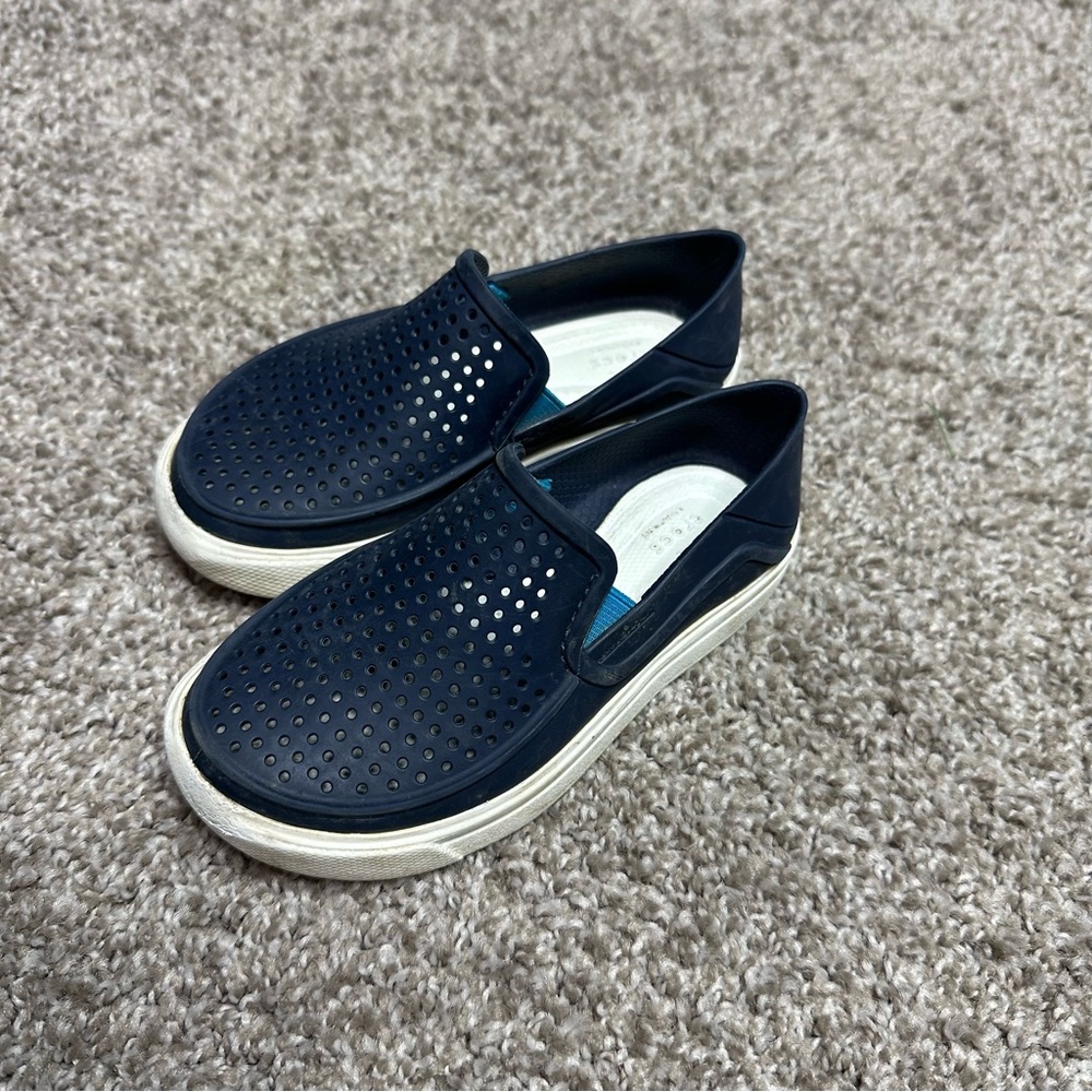 Water Crocs Shoes Toddler Boy Sz 9
